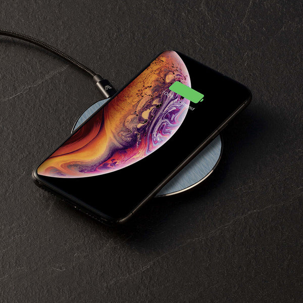 Wireless Charger
Description
The Solo fast wireless charger is the simplest and coolest way to charge your smartphone without cables. Just connect the solo to a laptop or Solo Wireless Charger - Acqua Marina